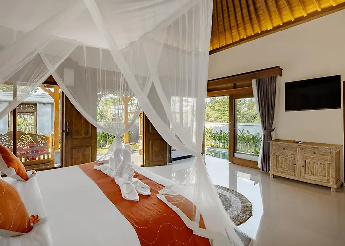 Ari Yudha Villa
